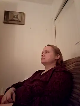 Snapshot of She-devilx chatting on 12-21-24, 10:40 She-devilx online show from 12-21-24, 10:40