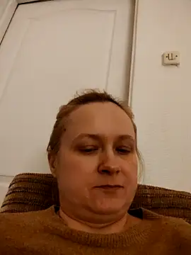 Snapshot of She-devilx chatting on 02-04-25, 10:13 She-devilx online show from 02-04-25, 10:13