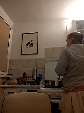 Snapshot of She-devilx chatting on 02-17-25, 09:41 She-devilx online show from 02-17-25, 09:41