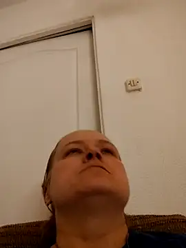 Snapshot of She-devilx chatting on 03-19-25, 11:47 She-devilx online show from 03-19-25, 11:47