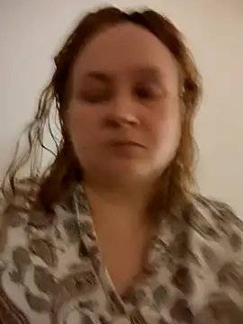 Snapshot of She-devilx chatting on 10-12-25, 09:36 She-devilx online show from 10-12-25, 09:36