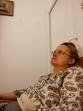 Snapshot of She-devilx chatting on 11-07-25, 10:54 She-devilx online show from 11-07-25, 10:54