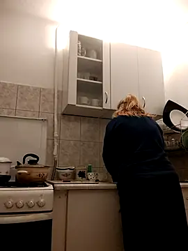 Snapshot of She-devilx chatting on 11-17-25, 11:54 She-devilx online show from 11-17-25, 11:54