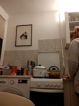 Snapshot of She-devilx chatting on 12-17-25, 10:38 She-devilx online show from 12-17-25, 10:38