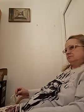 Snapshot of She-devilx chatting on 01-07-26, 06:54 She-devilx online show from 01-07-26, 06:54