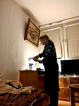 Snapshot of She-devilx chatting on 01-17-26, 04:06 She-devilx online show from 01-17-26, 04:06