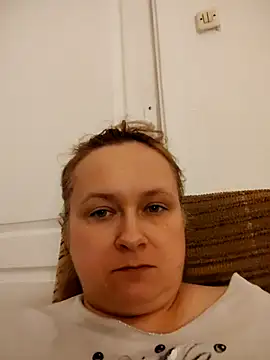 Snapshot of She-devilx chatting on 02-14-26, 11:56 She-devilx online show from 02-14-26, 11:56