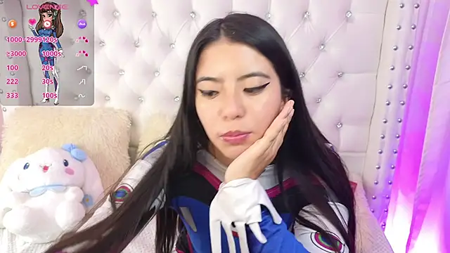 Hikikodoll   online show from 02-12-25, 11:30