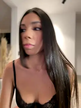 EllaSanz  online show from 09-26-25, 10:47