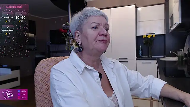 roxana brooks online show from 11-14-25, 01:21