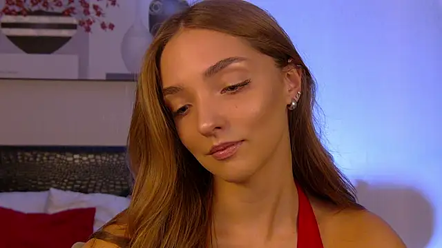 VirginieCruz online show from 10-13-25, 07:25