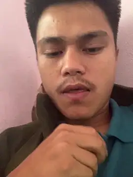 Snapshot of Hullax chatting on 03-01-26, 02:46 Hullax online show from 03-01-26, 02:46