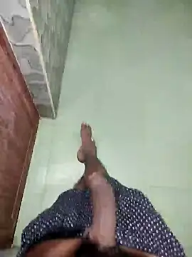 Snapshot of yo19boy chatting on 01-10-25, 09:02 yo19boy online show from 01-10-25, 09:02