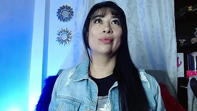 Karina Yang online show from 01-19-25, 01:32