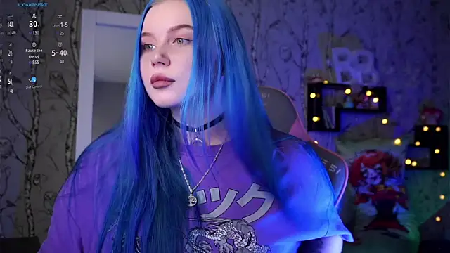 Snapshot of Moon_Valkyrie chatting on 12-12-24, 10:45 Moon Valkyrie online show from 12-12-24, 10:45