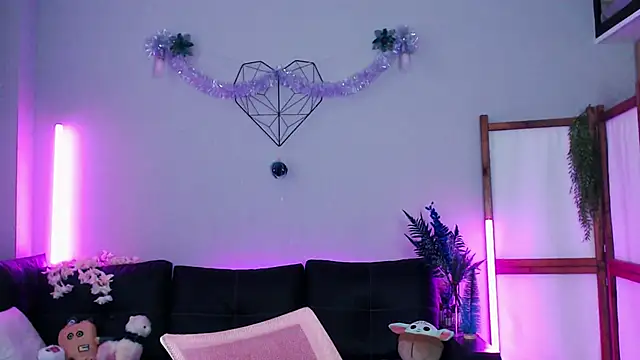 Wildorchid  online show from 12-15-24, 09:13