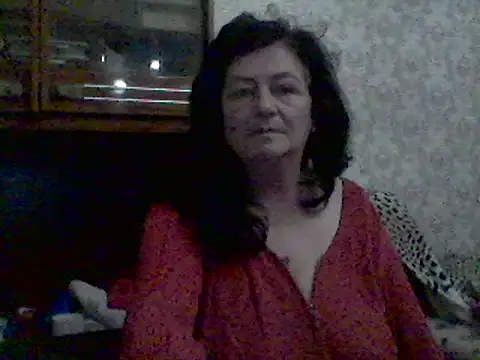 Snapshot of GypsiQueen2 chatting on 02-11-25, 07:16 GypsiQueen2 online show from 02-11-25, 07:16