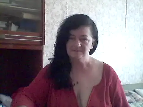 Snapshot of GypsiQueen2 chatting on 02-12-25, 09:20 GypsiQueen2 online show from 02-12-25, 09:20