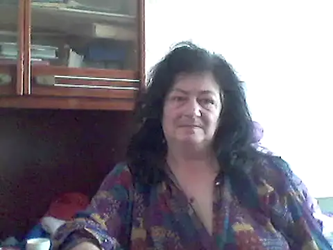 Snapshot of GypsiQueen2 chatting on 02-18-25, 10:16 GypsiQueen2 online show from 02-18-25, 10:16