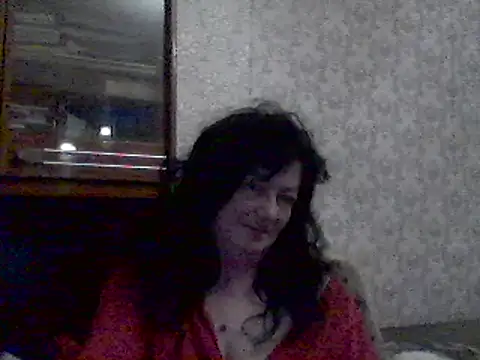 Snapshot of GypsiQueen2 chatting on 02-23-25, 08:33 GypsiQueen2 online show from 02-23-25, 08:33