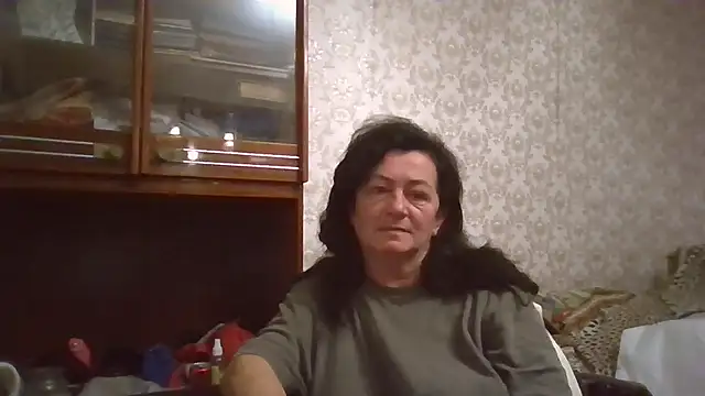 GypsiQueen2 online show from 11-04-25, 04:06