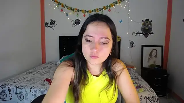 naughty girl 4u online show from 03-19-25, 07:38