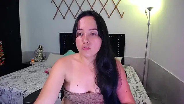 naughty girl 4u online show from 10-01-25, 04:35