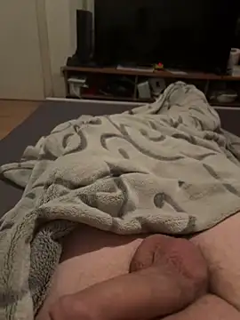 David19932908 online show from 01-09-25, 09:05