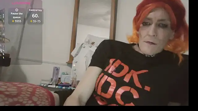 Snapshot of Nitehawk7483 chatting on 12-16-25, 07:57 Nitehawk7483 online show from 12-16-25, 07:57