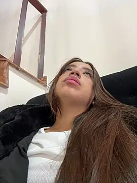 Snapshot of MERIDA_TAYLOR chatting on 03-21-25, 07:35 MERIDA TAYLOR online show from 03-21-25, 07:35