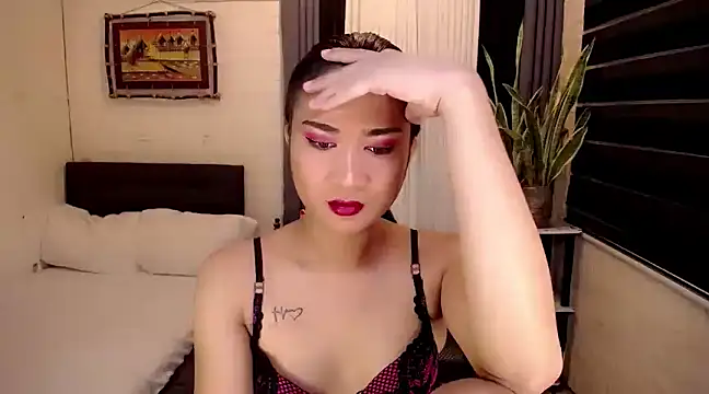 Snapshot of Yesha_harper chatting on 12-24-24, 12:44 Yesha harper online show from 12-24-24, 12:44