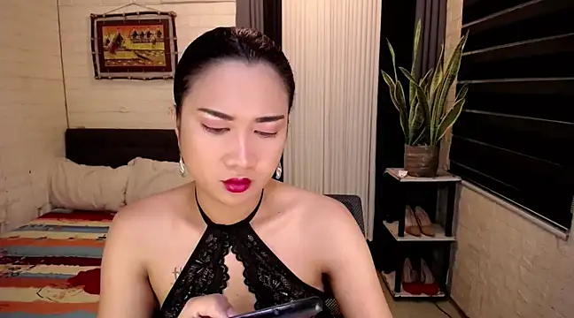 Snapshot of Yesha_harper chatting on 01-08-25, 11:21 Yesha harper online show from 01-08-25, 11:21