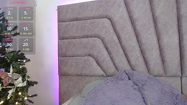 Jessica-Kraftt online show from 12-15-24, 02:52