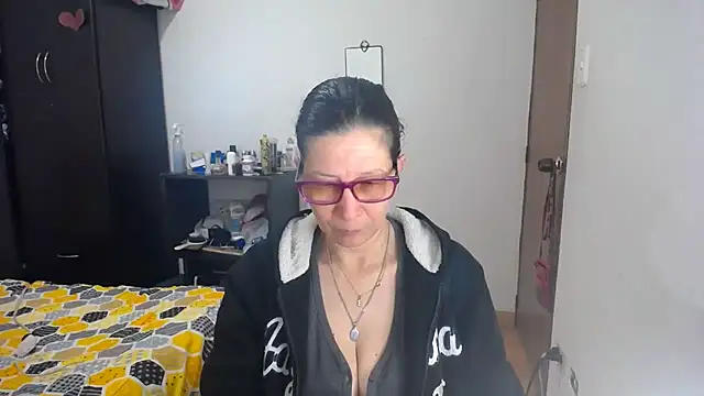 latin49 online show from 11-15-25, 04:43