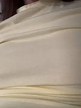 Snapshot of MiaBlossom chatting on 10-04-25, 06:28 MiaBlossom online show from 10-04-25, 06:28