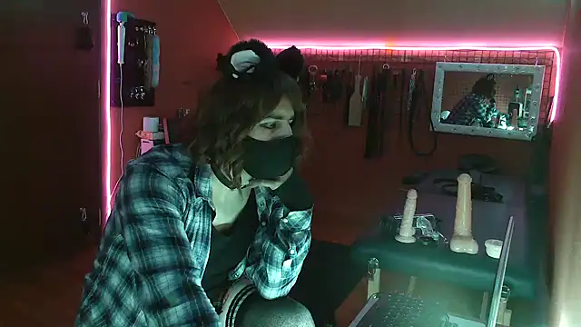 Ginny-the-bdsm-nympho online show from 02-20-25, 06:02