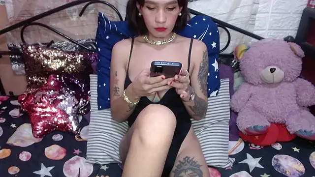 Snapshot of TS_Peachy chatting on 01-12-25, 12:44 TS Peachy online show from 01-12-25, 12:44