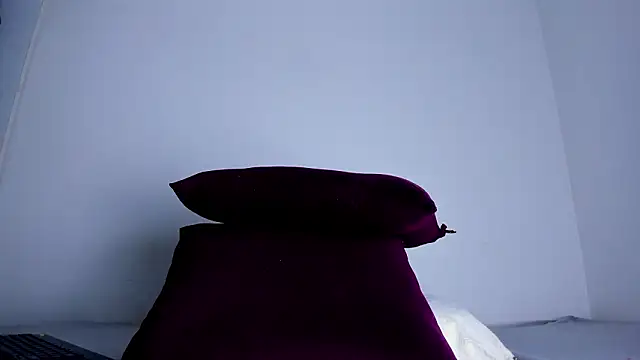 Snapshot of Skarleth69 chatting on 01-19-26, 02:48 Skarleth69 online show from 01-19-26, 02:48