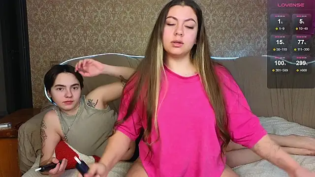 twobabesweet online show from 03-04-25, 04:17