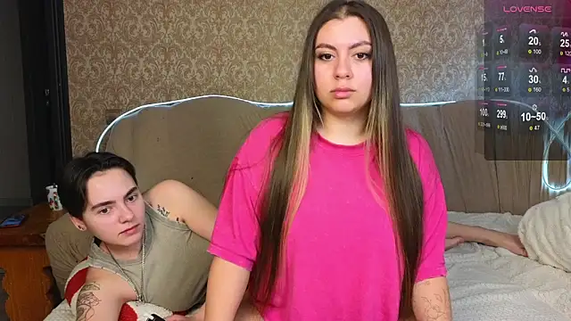 twobabesweet online show from 03-19-25, 04:03