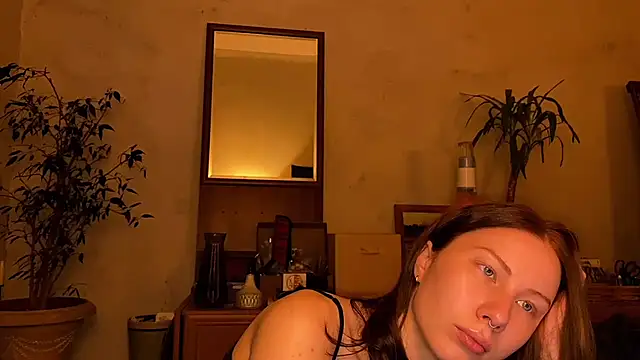 Snapshot of elfess chatting on 09-12-25, 04:51 elfess online show from 09-12-25, 04:51