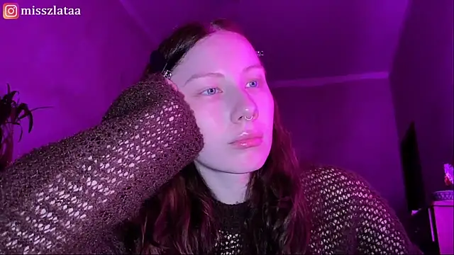 Snapshot of elfess chatting on 12-05-25, 02:47 elfess online show from 12-05-25, 02:47