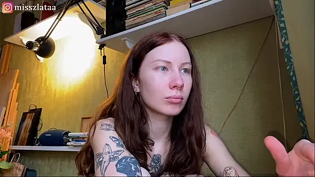 Snapshot of elfess chatting on 12-21-25, 10:11 elfess online show from 12-21-25, 10:11