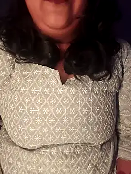 Snapshot of sassy_horny chatting on 12-29-24, 08:15 sassy horny online show from 12-29-24, 08:15