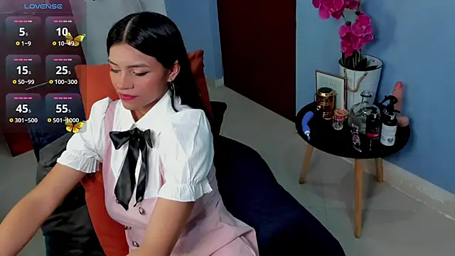 Snapshot of Julia-roberths chatting on 03-14-25, 01:24 Julia-roberths online show from 03-14-25, 01:24