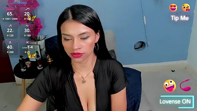 Snapshot of Julia-roberths chatting on 03-18-25, 04:26 Julia-roberths online show from 03-18-25, 04:26