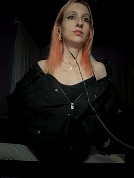 Snapshot of bunnydark00 chatting on 10-04-25, 03:37 bunnydark00 online show from 10-04-25, 03:37