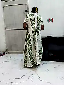 Queen Dolly online show from 12-01-24, 06:30