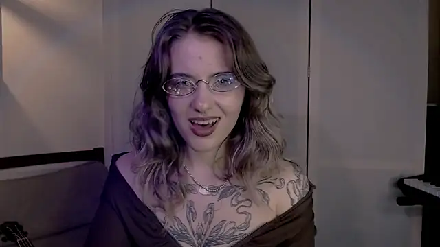 Snapshot of risha_laas chatting on 12-05-24, 07:17 risha laas online show from 12-05-24, 07:17