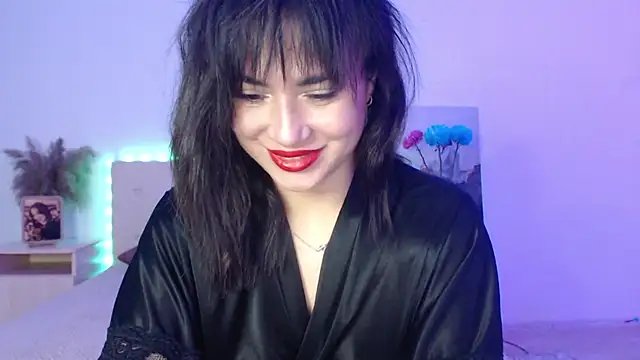 Snapshot of RoxannePure chatting on 10-28-25, 04:27 RoxannePure online show from 10-28-25, 04:27